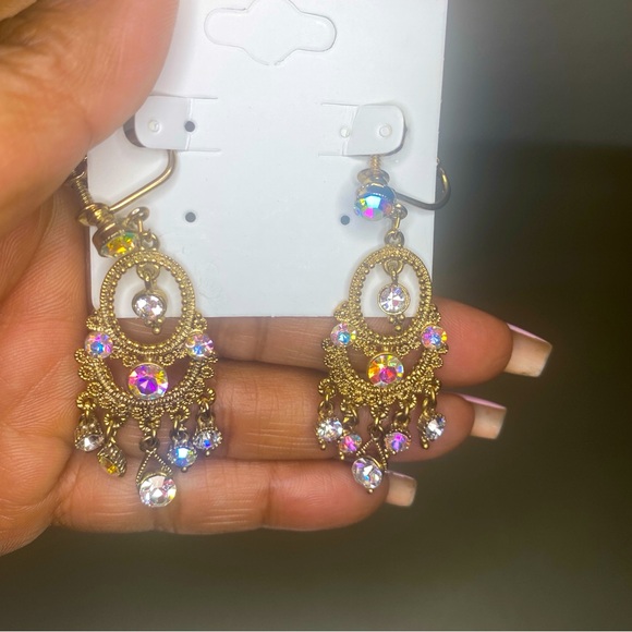 Rare & Vintage Screw-Back Iridescent Crystal Chandelier Dangle Earrings - Picture 1 of 8